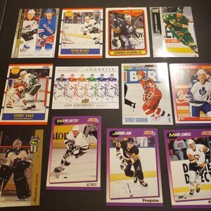 NHL Hockey 12 Different Cards Lot Gretzky Jagr Lemieux Shesterkin MacKinnon